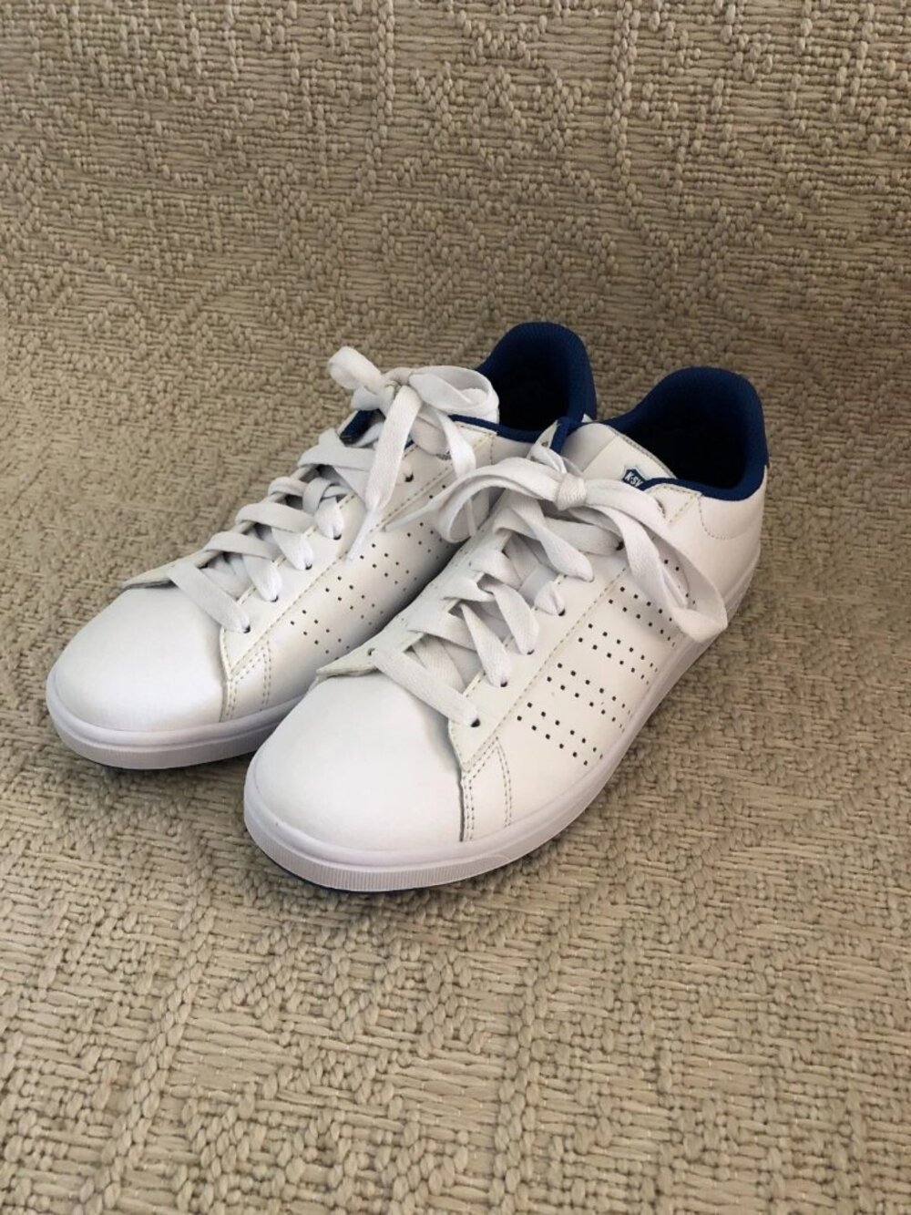 K-Swiss Men's Base Court Casual Tennis Sneakers White Leather Size 8 - Picture 14 of 16